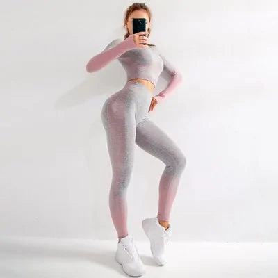 Seamless Ombre Long Sleeve Yoga Set: Women's High-Waisted Fitness Suit