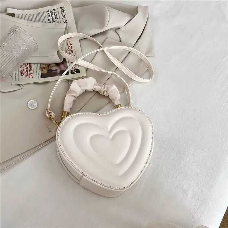 Summer 2024 Fashion Heart-Shaped Shoulder Bags for Women PU Leather Female Crossbody Bags Vintage Casual Hand Bags